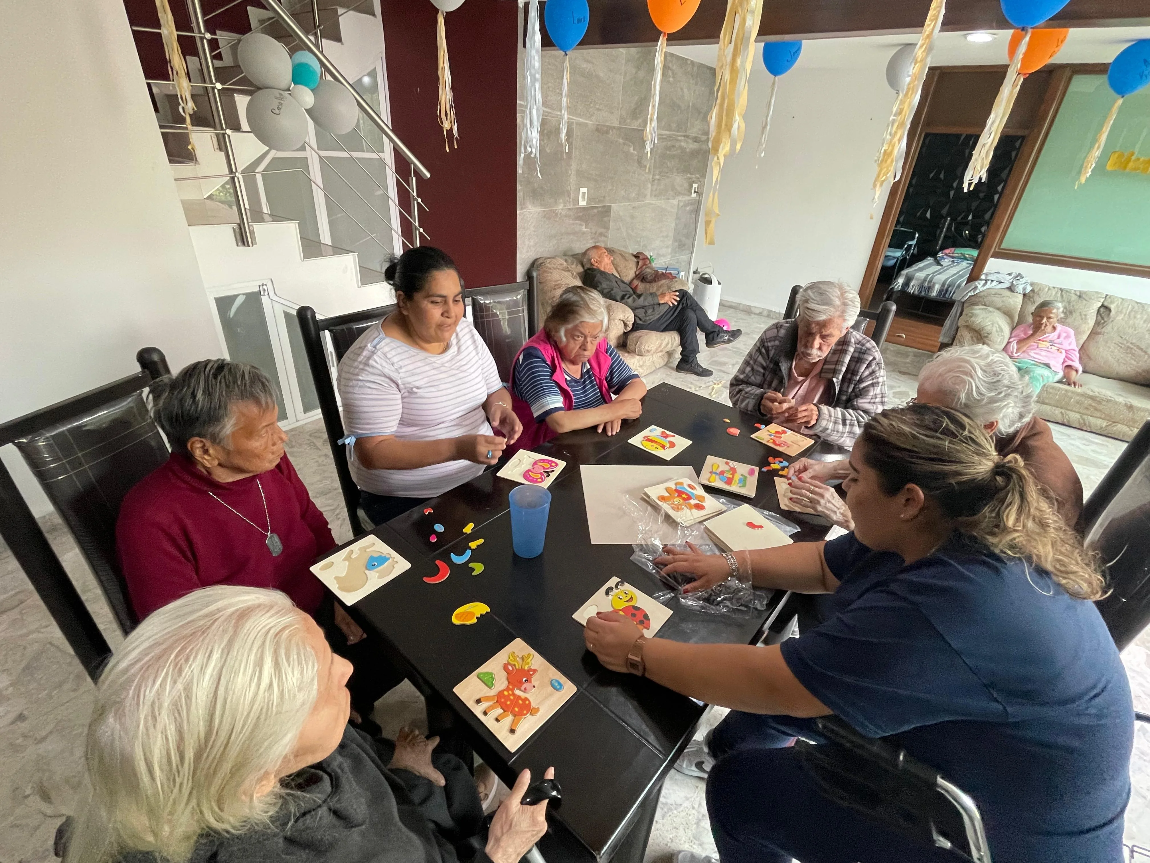 Momentos de convivencia y bienestar en asilo Rincón Sereno Naucalpan
